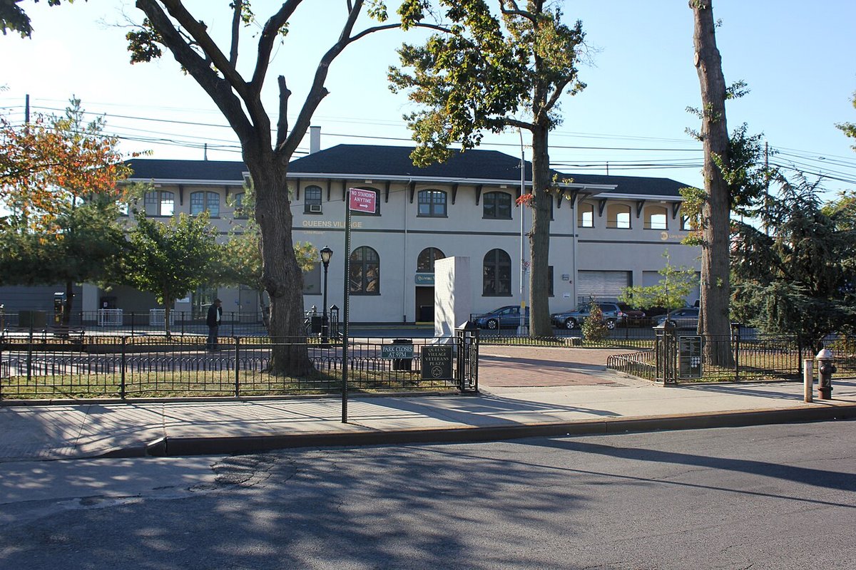 Queens Village, NY - File:LIRRs Renewed Queens Village Station (10575382605).jpg - Wikimedia  Commons